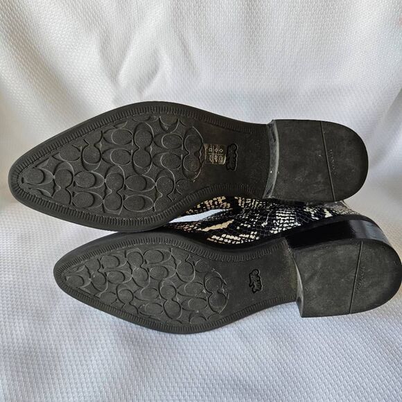 Coach Bowery Bootie in Snakeskin Size 8 - Picture 6 of 8